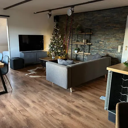 Haus Konthe, شقة *