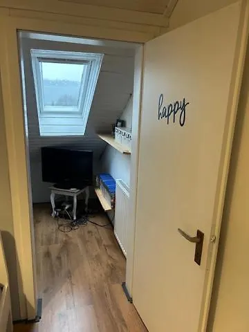 Haus Konthe, شقة *